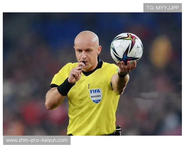 欧冠争议判罚引发VAR新一轮讨论