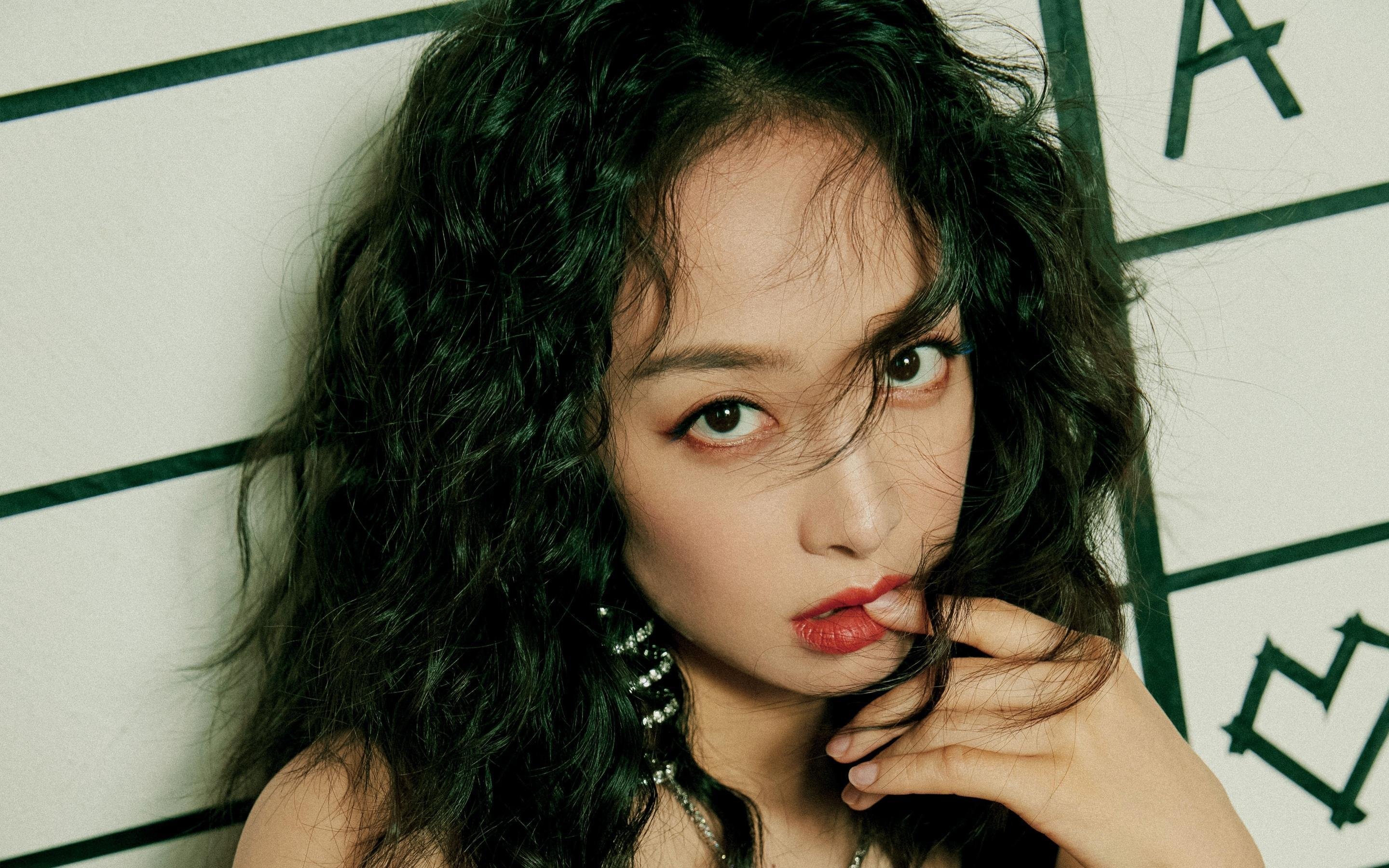 瑞士男队自由泳表现稳健，瑞士游泳