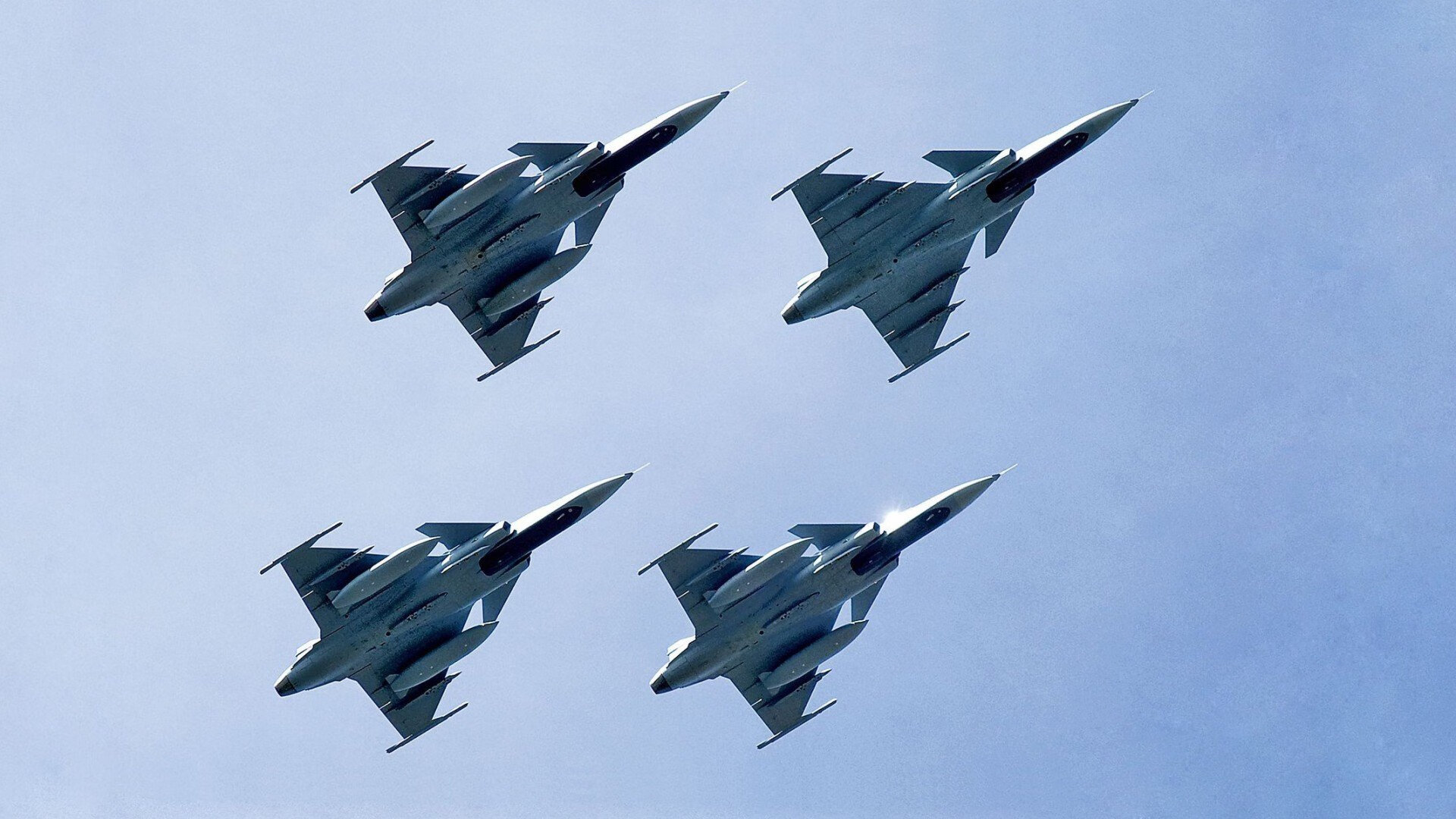 开云体育官网上-蝶泳年轻选手摩纳哥潜力无限，摩纳哥泳池