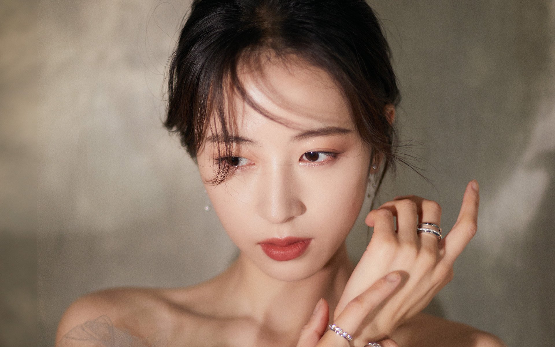 蝶泳年轻选手摩纳哥潜力无限,摩纳哥泳池