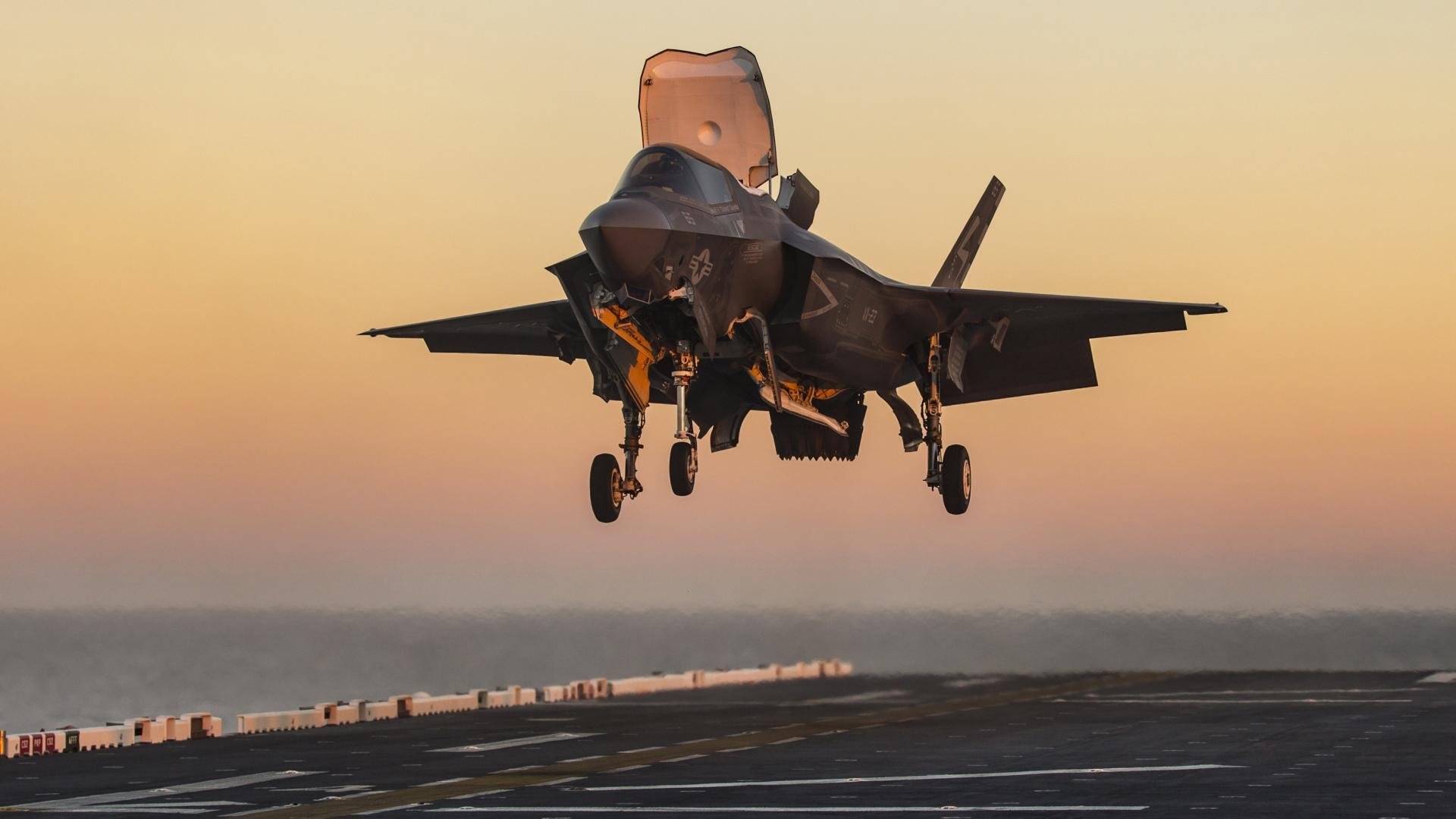 开云ky官网-边路快马持续爆发成为进攻体系中的关键支点，边路进攻的战术配合基本方法